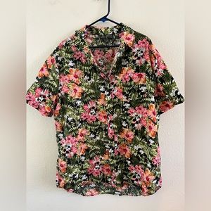 Men’s Mickey Mouse Hawaiian Button Up